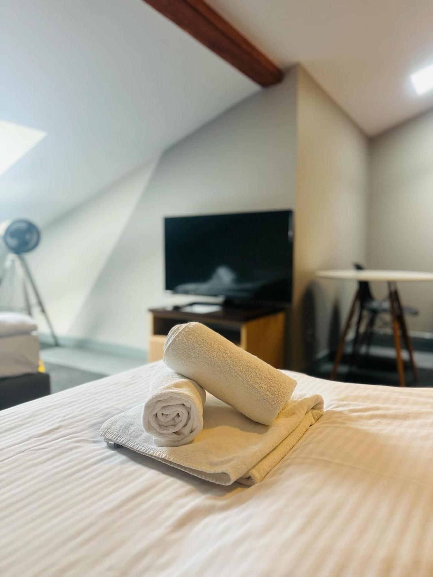 Magiczna Farma Hotel Obiady Maka I Magia 赞布鲁夫 外观 照片