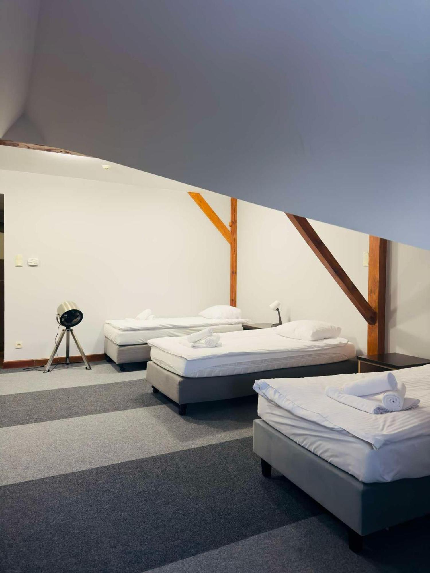 Magiczna Farma Hotel Obiady Maka I Magia 赞布鲁夫 外观 照片
